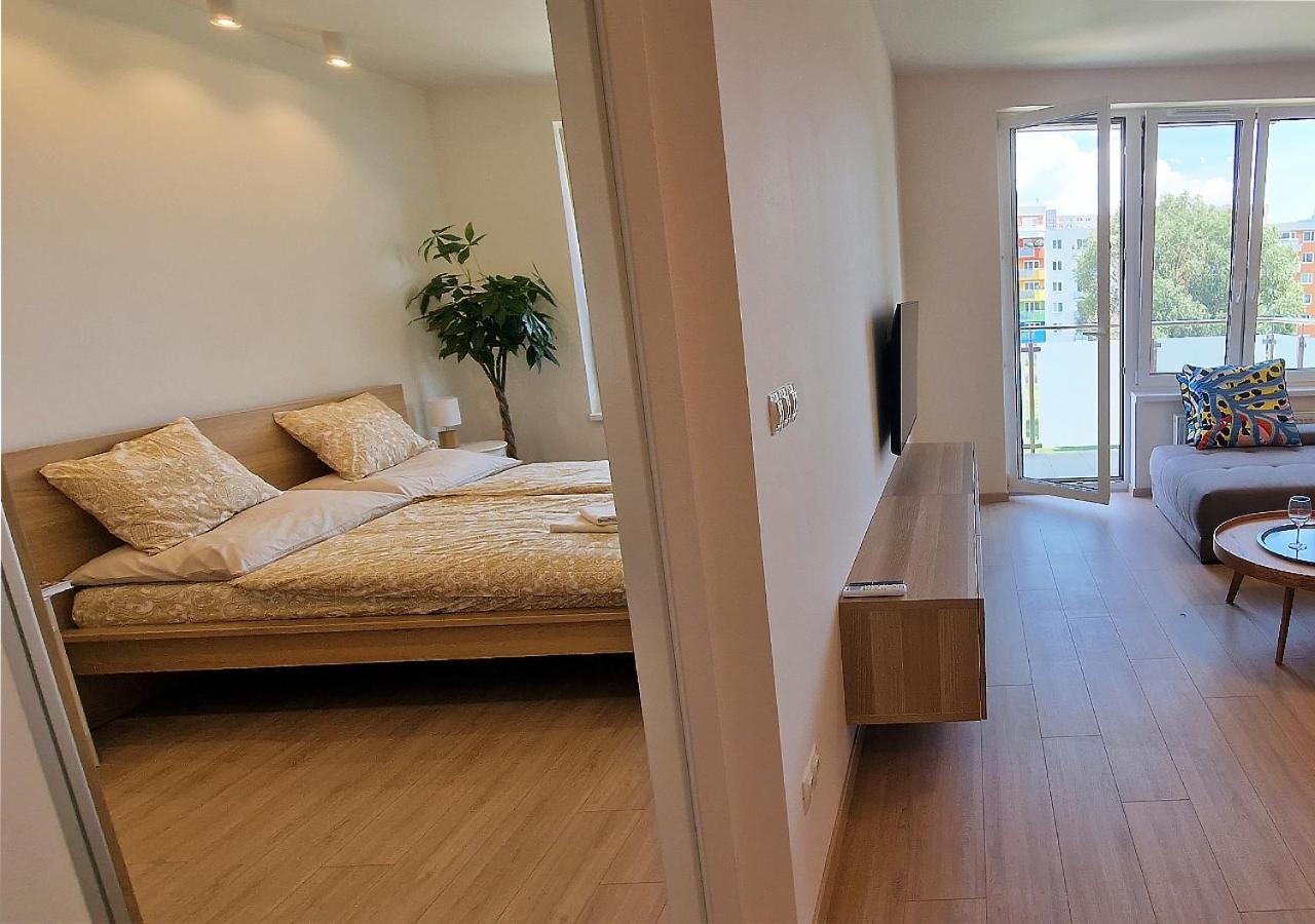New Cozy 2 Room Pink Apartment Bratislava 058 Exteriér fotografie